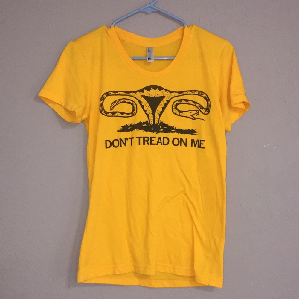 L feminist protest tee uterus “Don’t Tread on Me”
